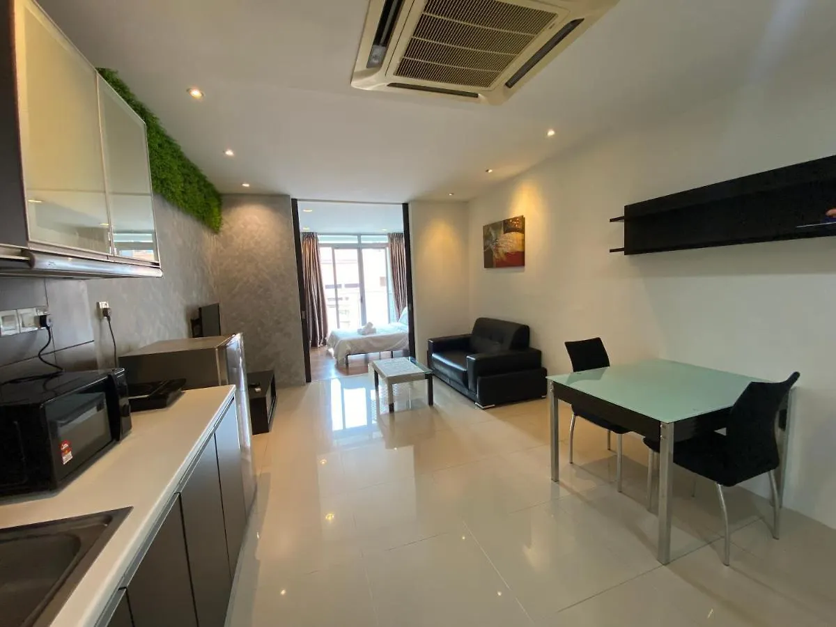 Spacious 3R,2R,Studio 5Min Walk To Time Square,Lalaport, Pool,Gym,Wifi Lägenhet Kuala Lumpur